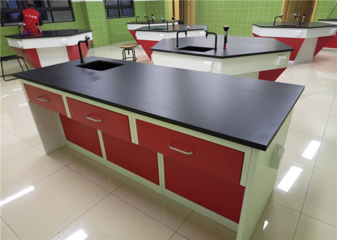 University experiment bench