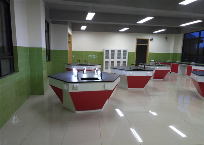 University experiment bench