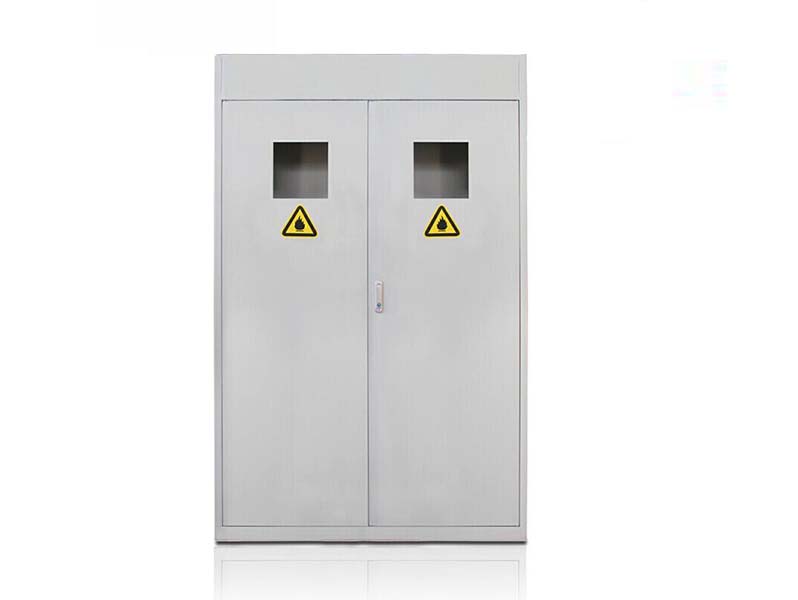 Gas cabinet